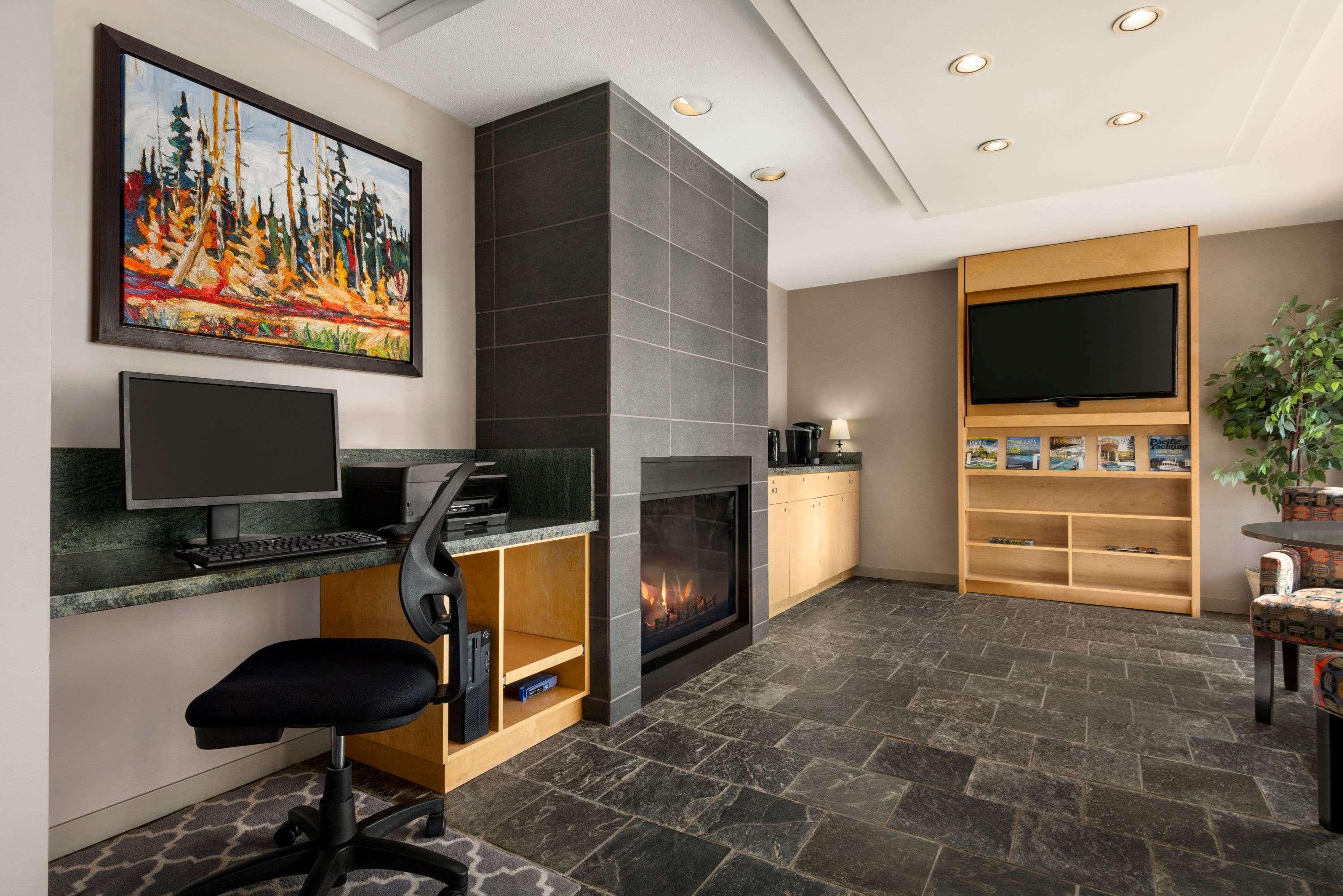 Travelodge By Wyndham Abbotsford Bakerview Экстерьер фото
