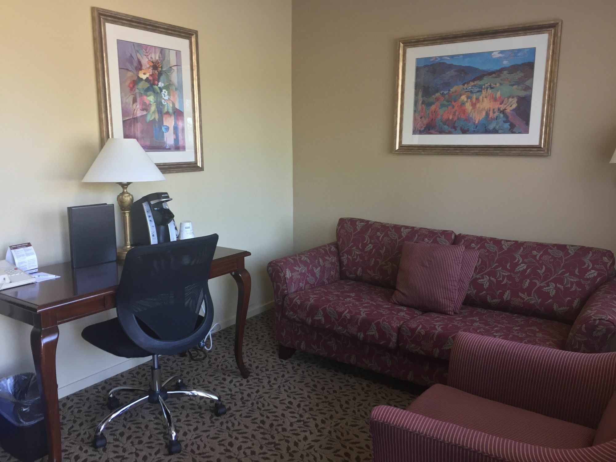 Travelodge By Wyndham Abbotsford Bakerview Экстерьер фото